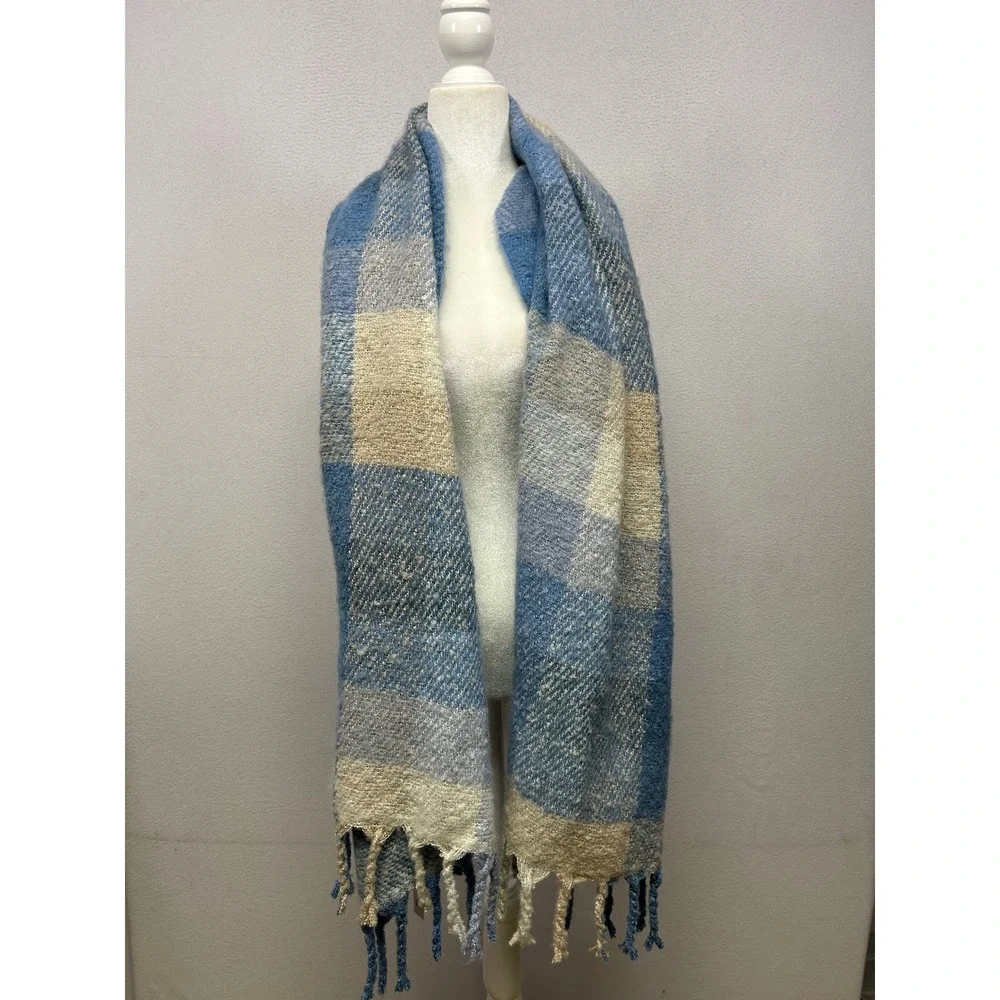 Cozy Soft Winter GAP Women One Size Blue Cream Plaid Oversized Blanket Scarf
